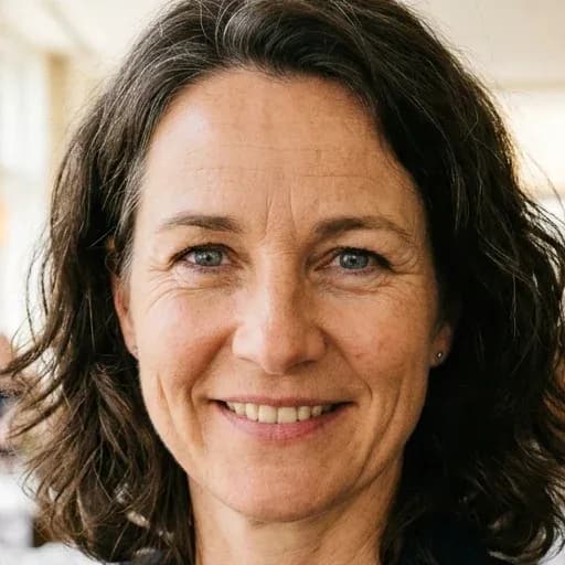Louise Delcourt